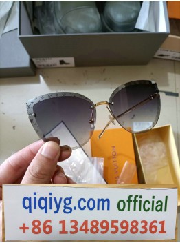 qiqiyg.com Official 2025 Hot Sale Wholesale Fashion Whatsapp:+8613489598361 QQ112